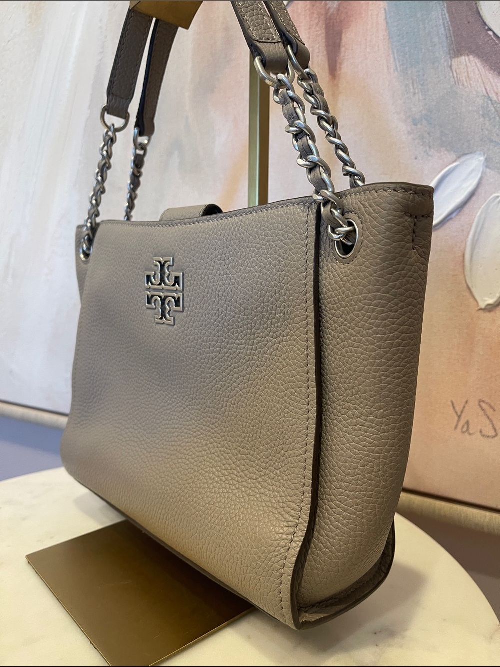 NWOT Tory Burch Britten Shoulder Tote in Gray - Picture 2 of 8